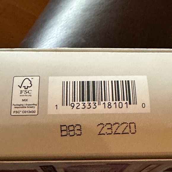 CLINIQUE Full Face Forward Nude Mood Makeup 5 Piece Set - Picture 5 of 11